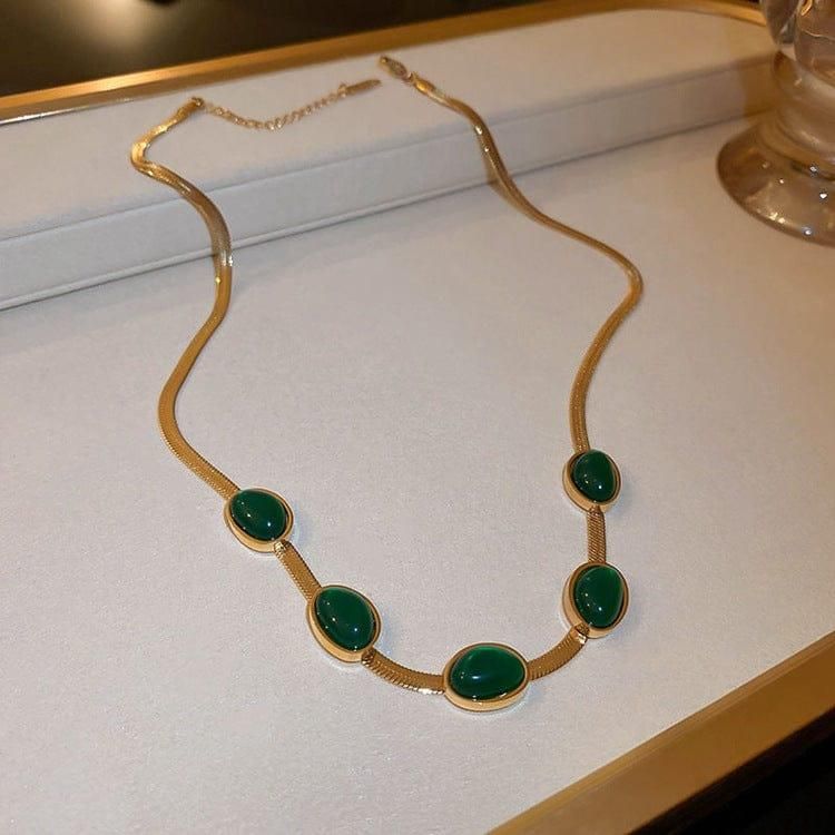 Elegant Oval Green Crystal Necklace & Bracelet Set – Timeless Glamour!